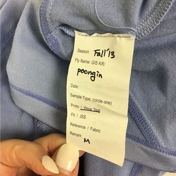 Athleta Quarter Zip Athletic High Neck Zip Pocket Shirt Size medium - Picture 11 of 11